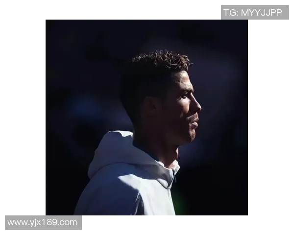 中锋头像足球明星的魅力与技巧解析以及他们在赛场上的精彩瞬间